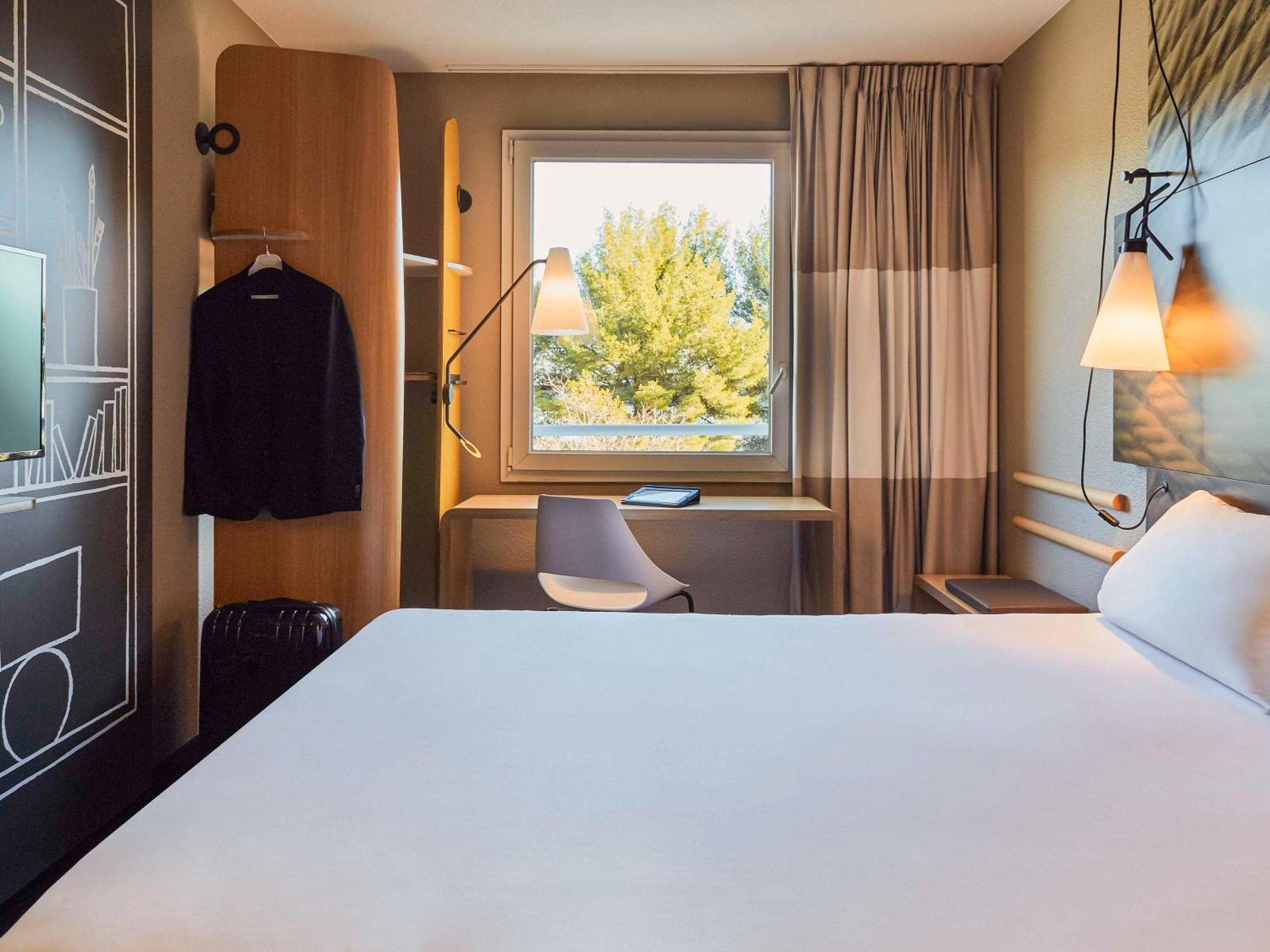 Ibis La Ciotat Hotel Exterior photo